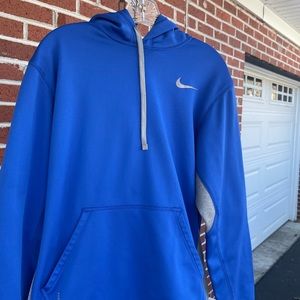Nike Men Medium Hoodie. Thermal fit. Royal blue. Medium. EUC